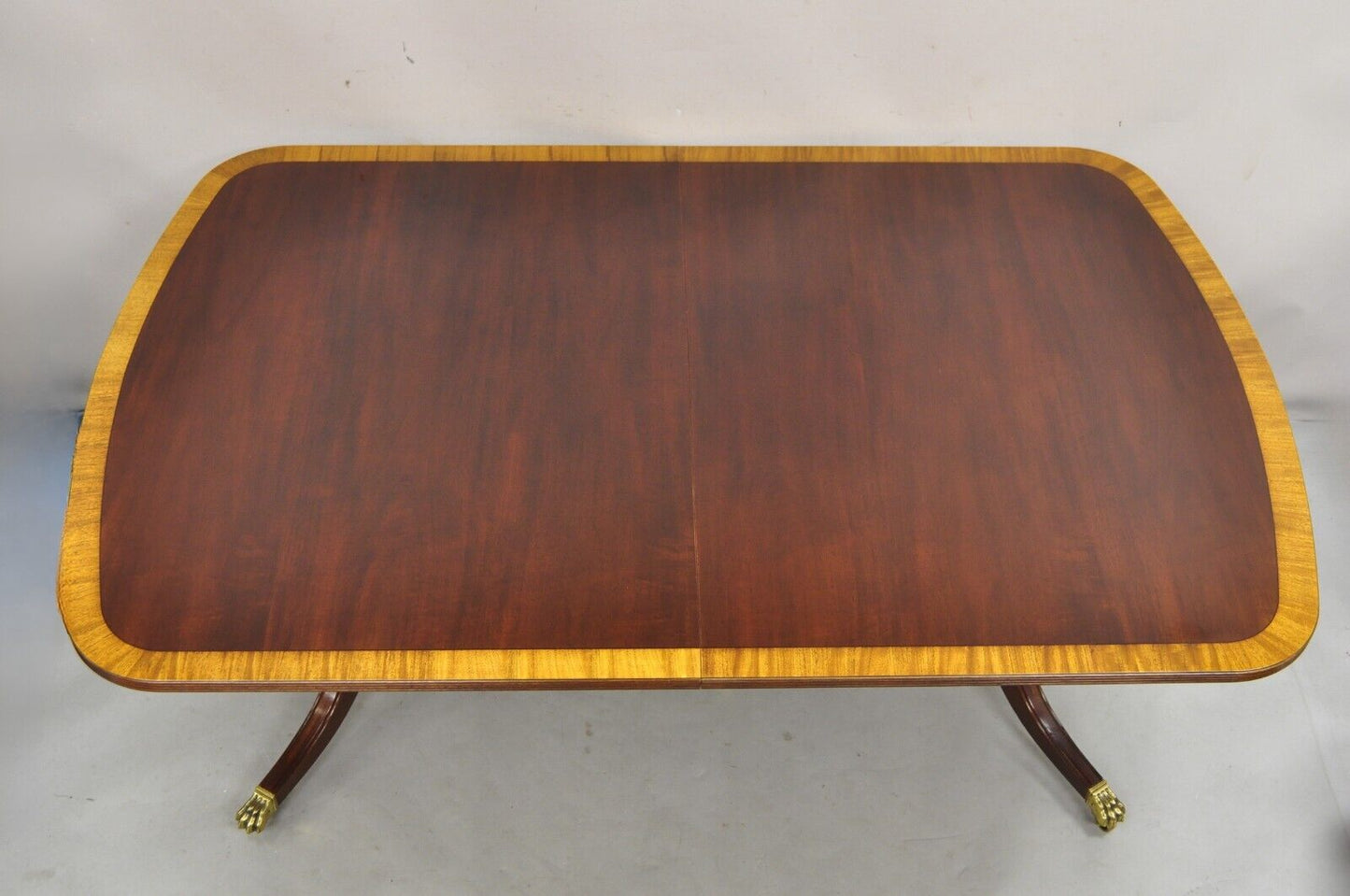 Ethan Allen 18th Century Collection Banded Mahogany Dining Room Table w 2 Leaves