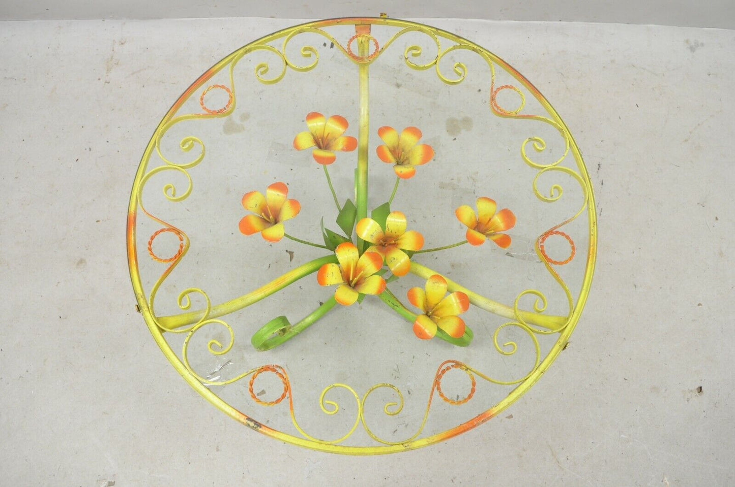 Italian Hollywood Regency Orange Yellow 25" Round Iron Flower Small Coffee Table