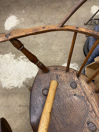 Antique 19th C Chestnut & Oak Wood Primitive Small Bowed Windsor Arm Chair