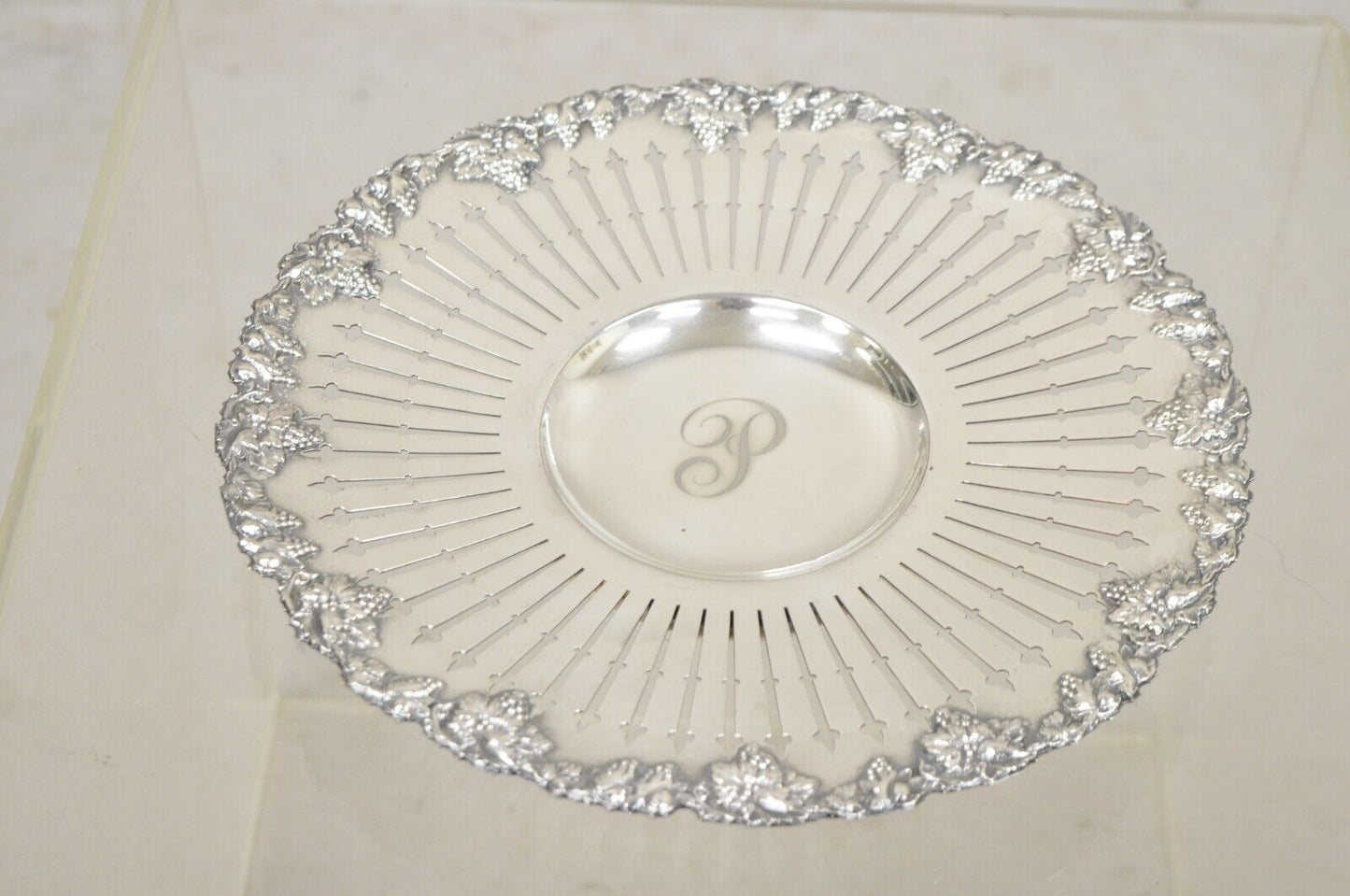 English Edwardian Grapevine Repousse Silver Plated Pierced Serving Platter "P"