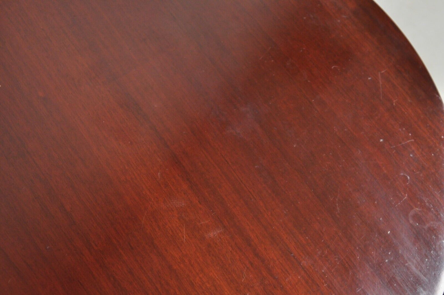 Vintage Sheridan Federal Style Mahogany Wood Tilt Top Accent Side Tea Table