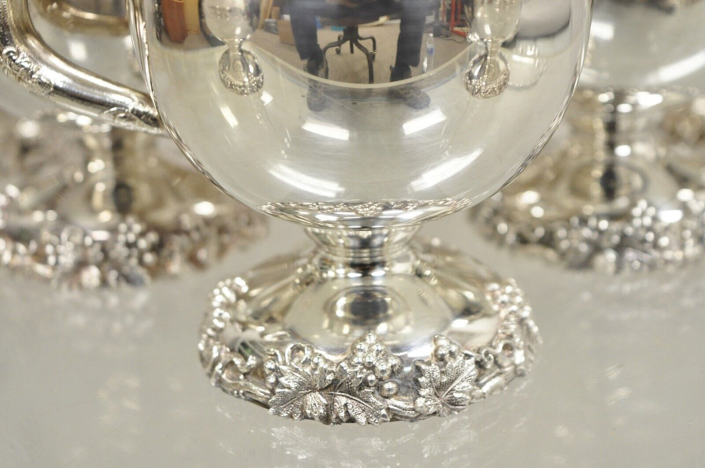 Webster Wilcox International Grapevine Silver Plated Punch Bowl Cups - Set of 12