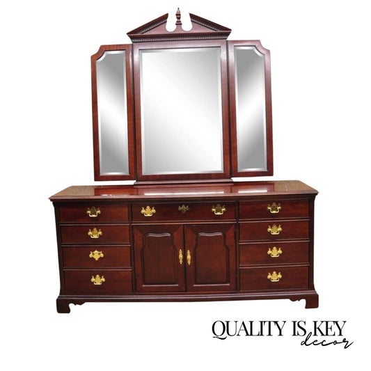 Thomasville Mahogany Collection Chippendale Style Long Dresser and Triple Mirror