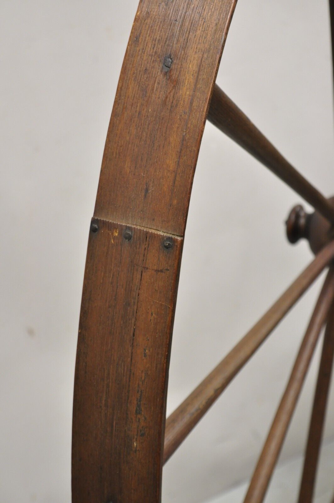 Antique American Primitive Colonial Wooden Country Spinning Wheel