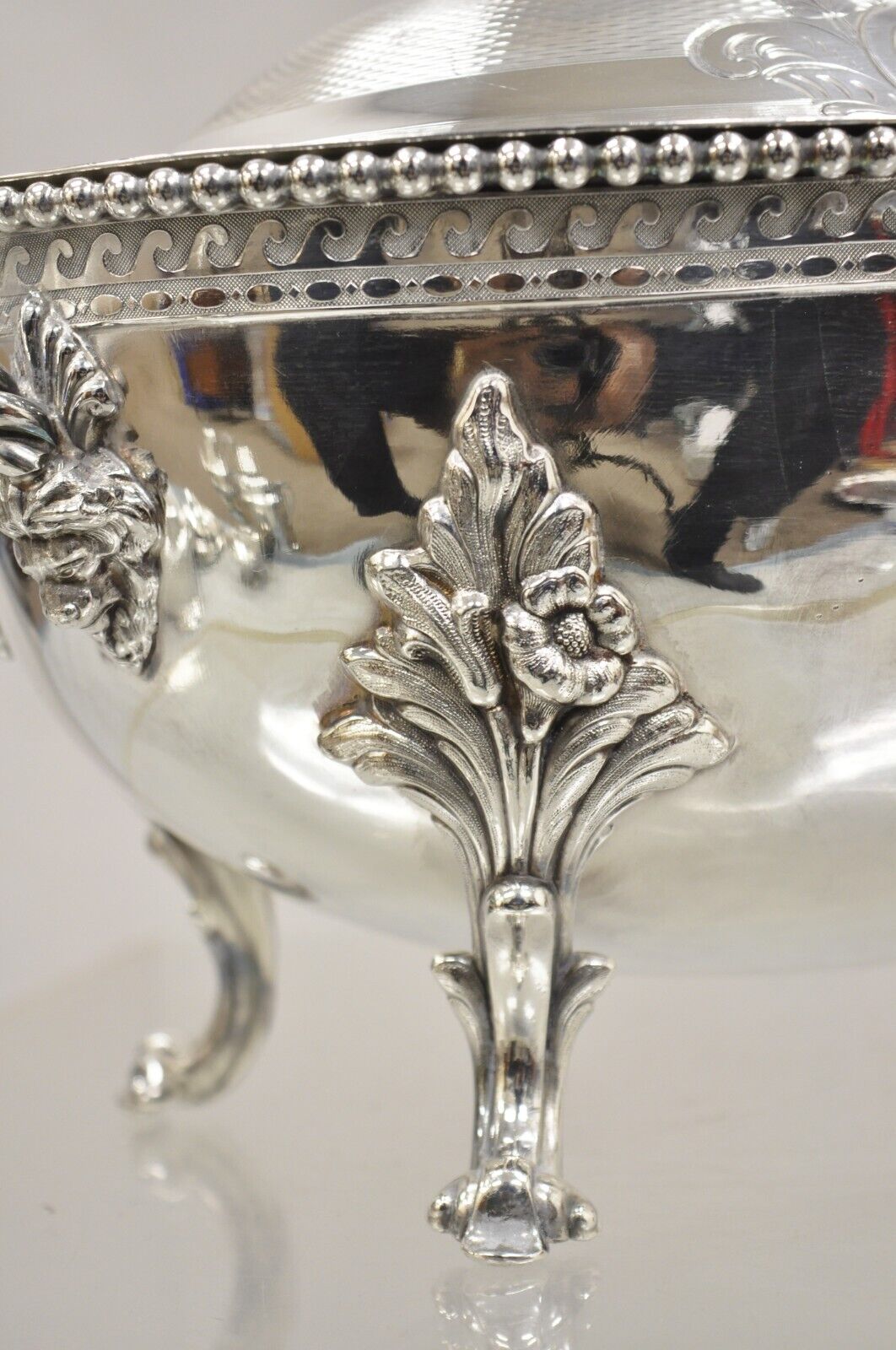 Antique Reed & Barton Figural Baroque Silver Plated Lion Head Large Soup Tureen