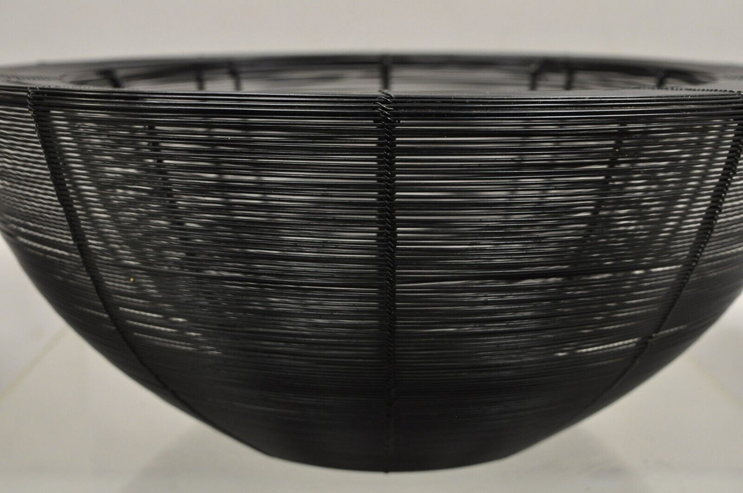 Vintage Modern Black Metal Wire 16" Round Fruit Bowl Basket