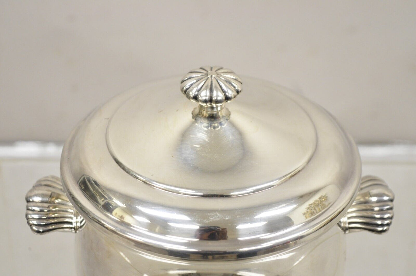 WM Rogers & Son Paul Revere 27 Silver Plated Lidded Ice Bucket with Glass Liner