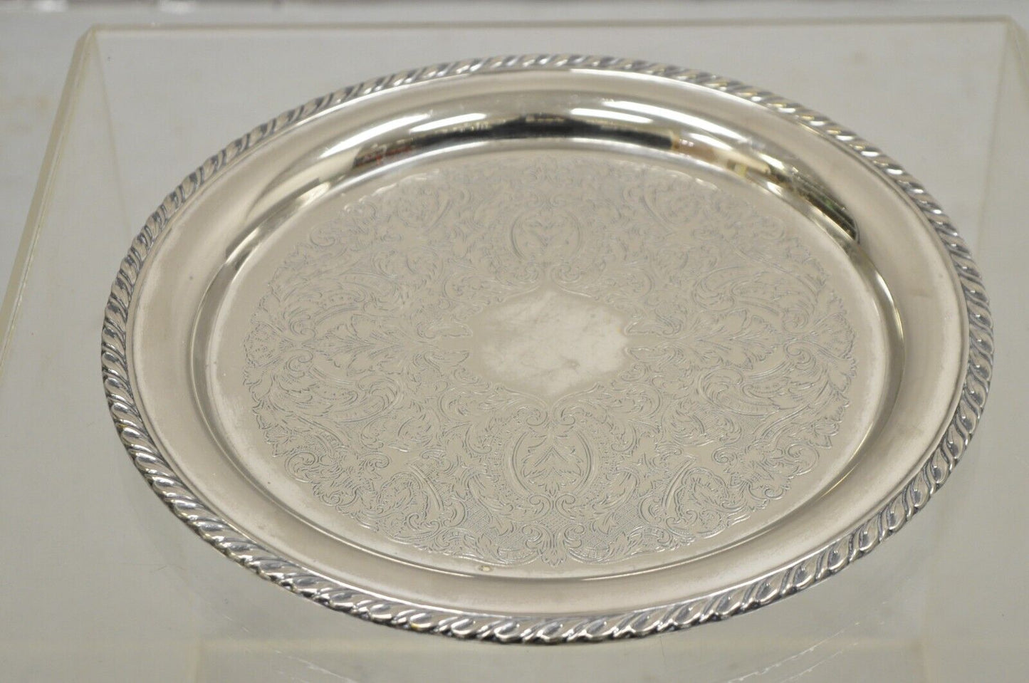 Oneida USA 12" Round Victorian Style Serving Platter Tray