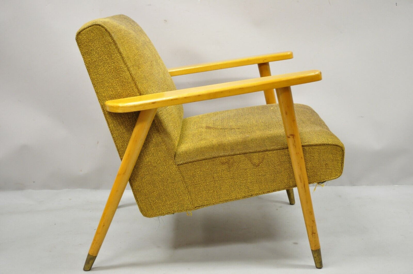 Vintage Mid Century Blonde Wood Paddle Arm Club Lounge Chairs Heywood Wakefield