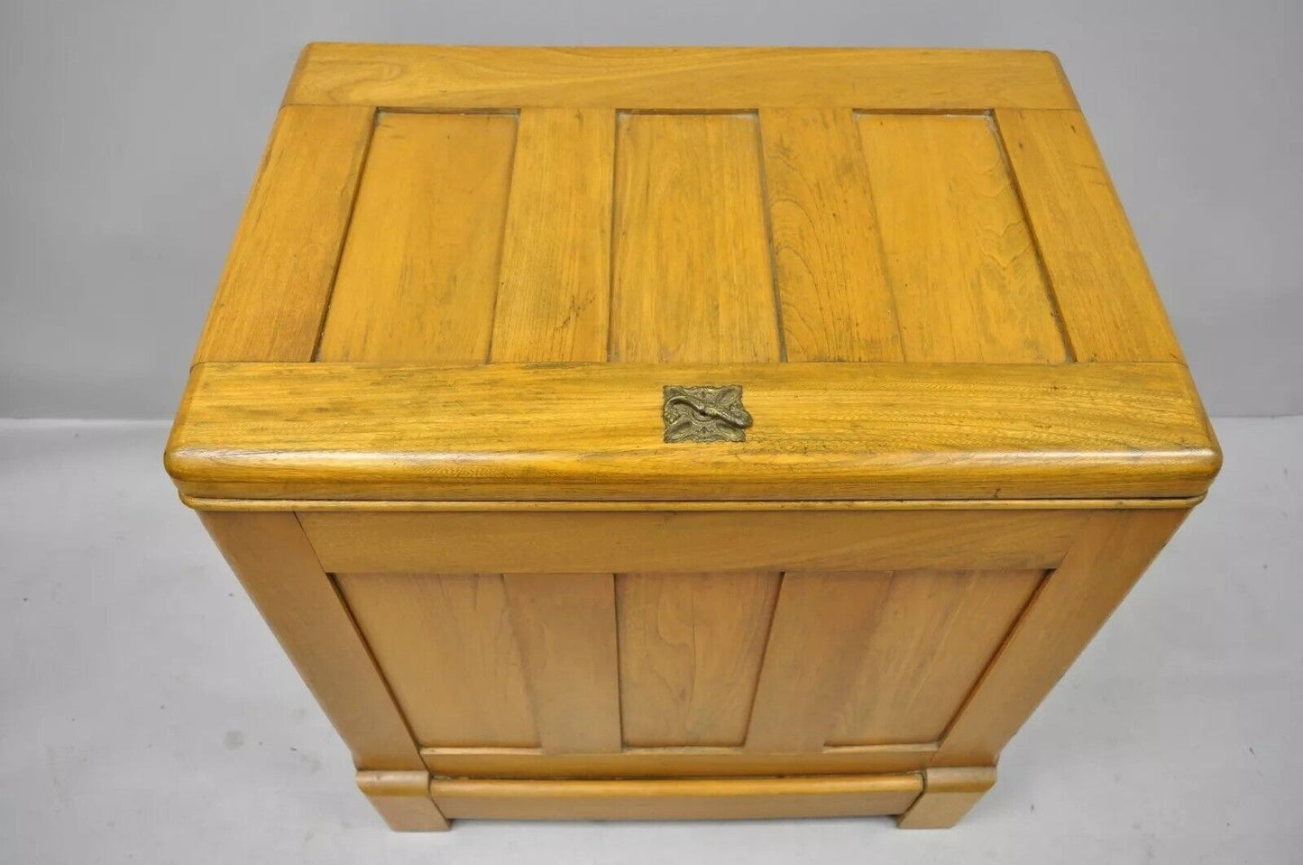 Antique Gibson Refrigerator Co. Victorian Small Oak Wood Icebox Ice Chest