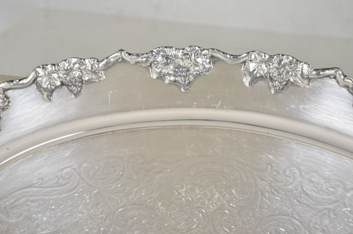 Vintage Crescent 1082 Victorian Style Silver Plated Oval Serving Platter Tray