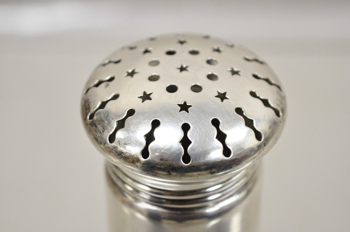 Antique Wilcox SP Co. 4281 Silver Plated Seasoning Spice Shaker "E" Monogram