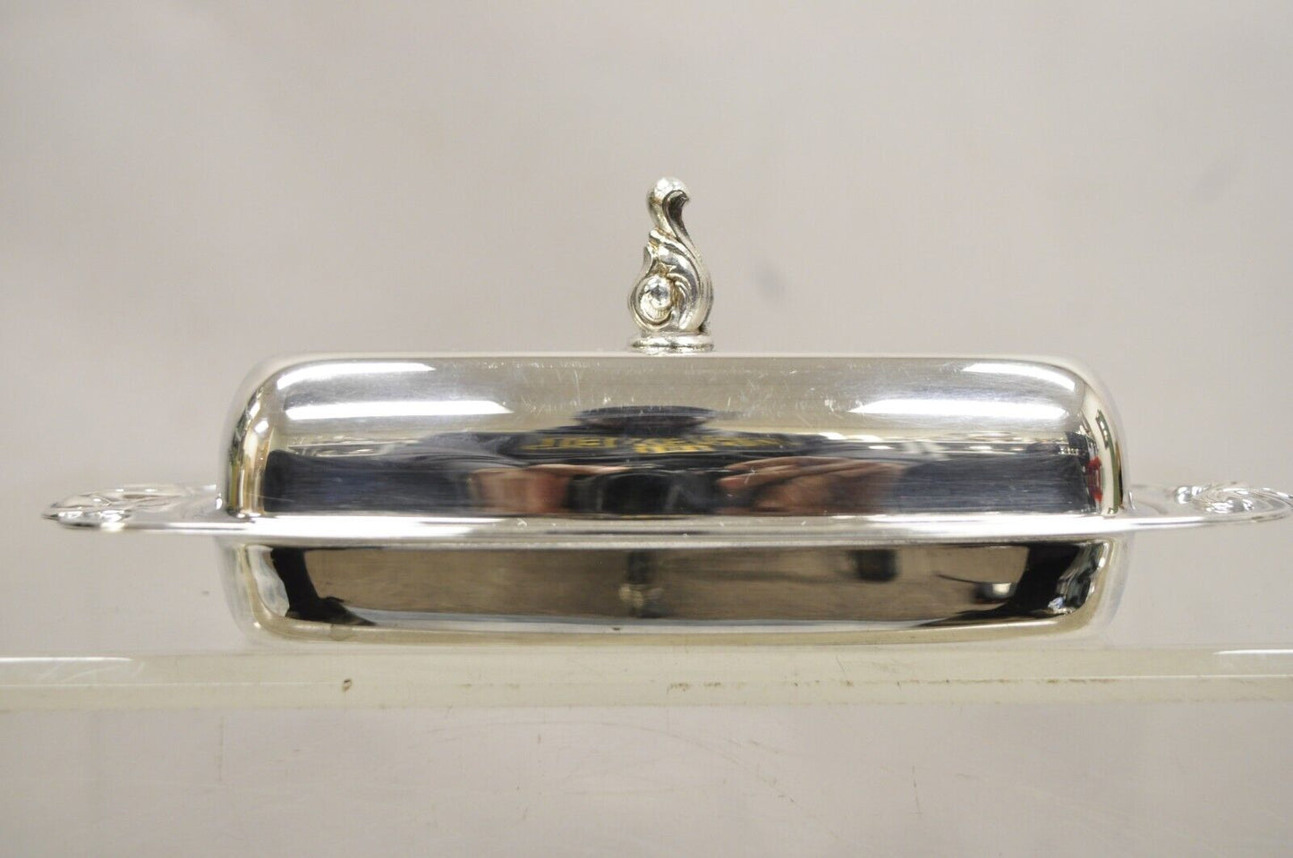 Vintage Oneida Silver Plated Covered Butter Dish With Glass Liner