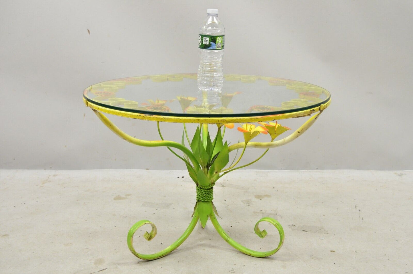 Italian Hollywood Regency Orange Yellow 25" Round Iron Flower Small Coffee Table