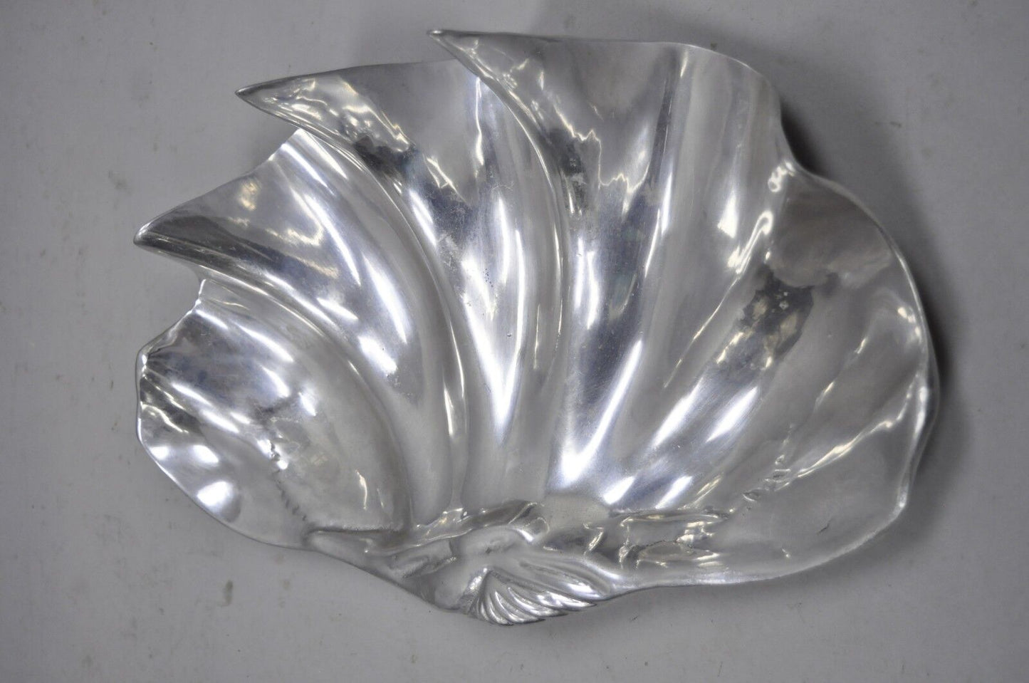 Vintage Bruce Fox Design Wilton Large 19" Aluminum Shell Dish Centerpiece Bowl