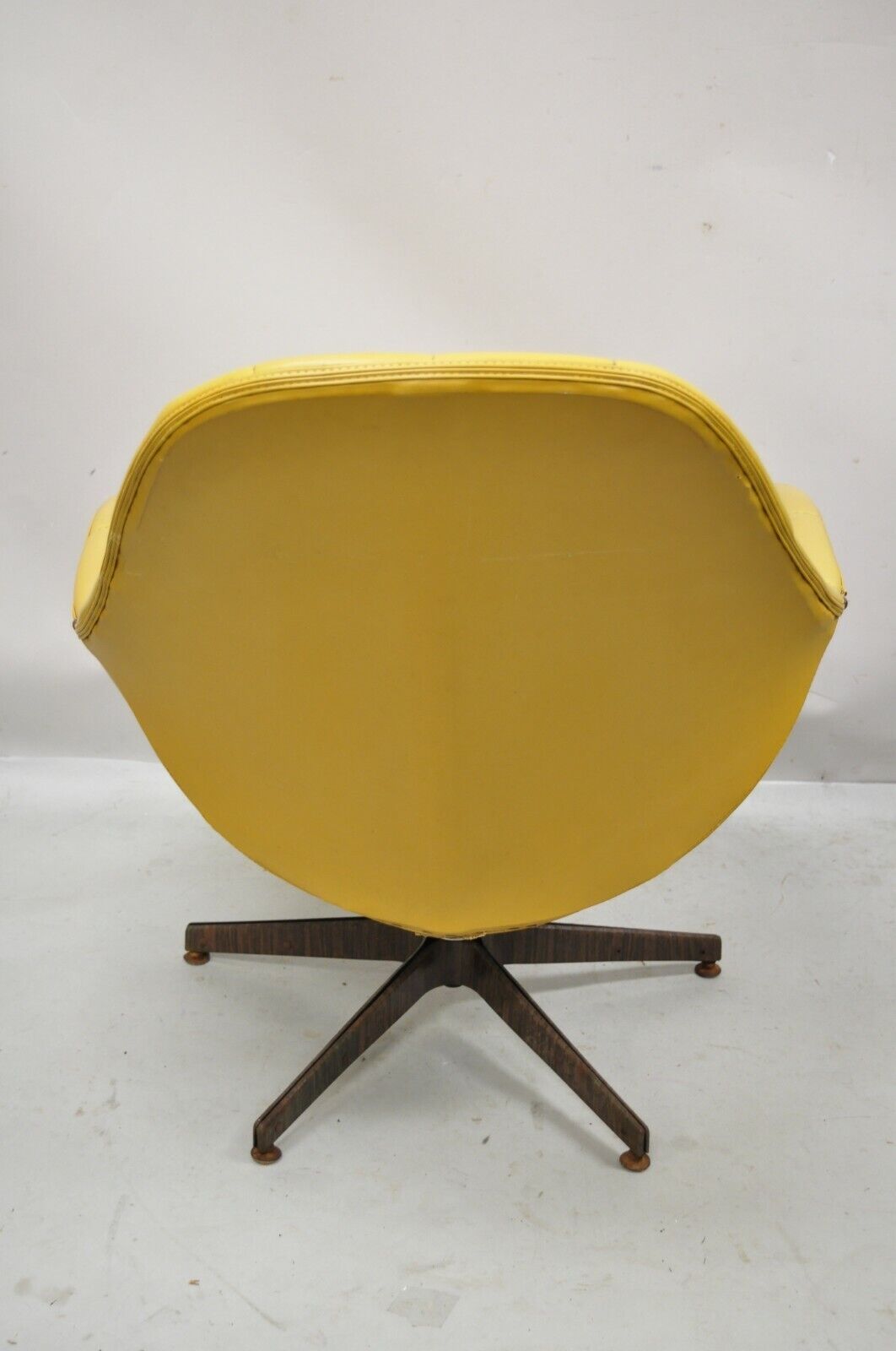 Mid Century Modern Yellow Tufted Naugahyde Swivel Butterfly Club Lounge Chair