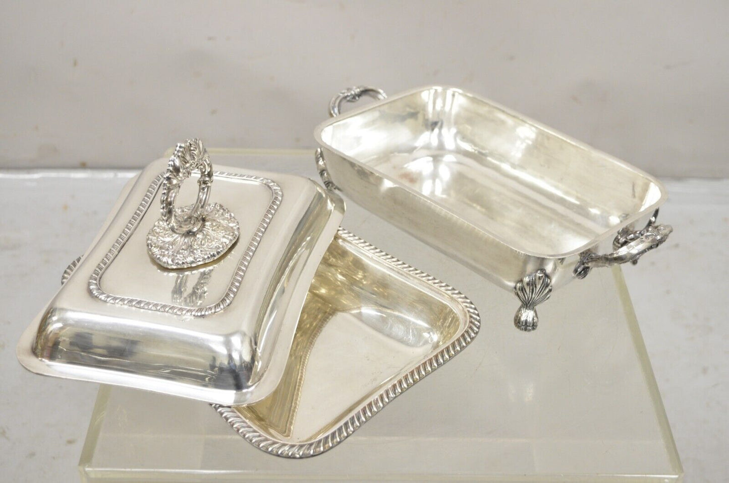 English Sheffield Victorian Silver Plated Lidded Food Warmer Serving Platter