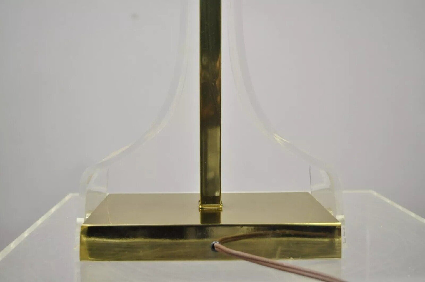 Vintage Laurel Mid Century Modern Sculptural Lucite & Brass Table Lamp