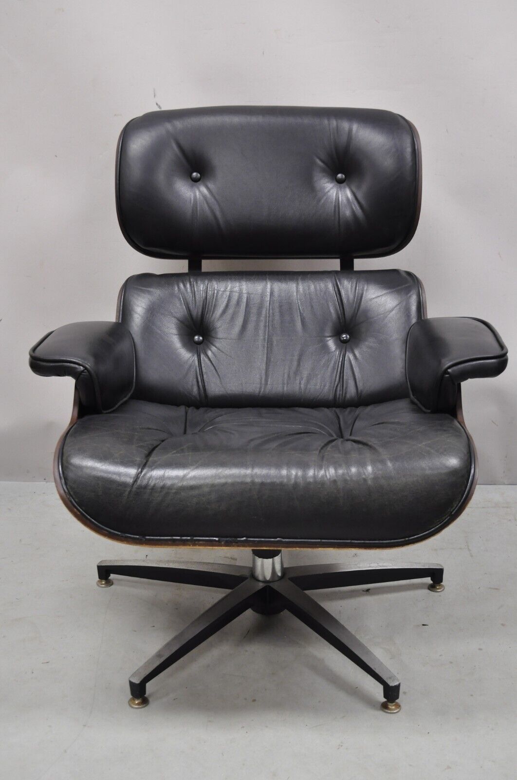 Vintage Selig Plycaft Black Leather Eames Style Walnut Swivel Tilt Lounge Chair