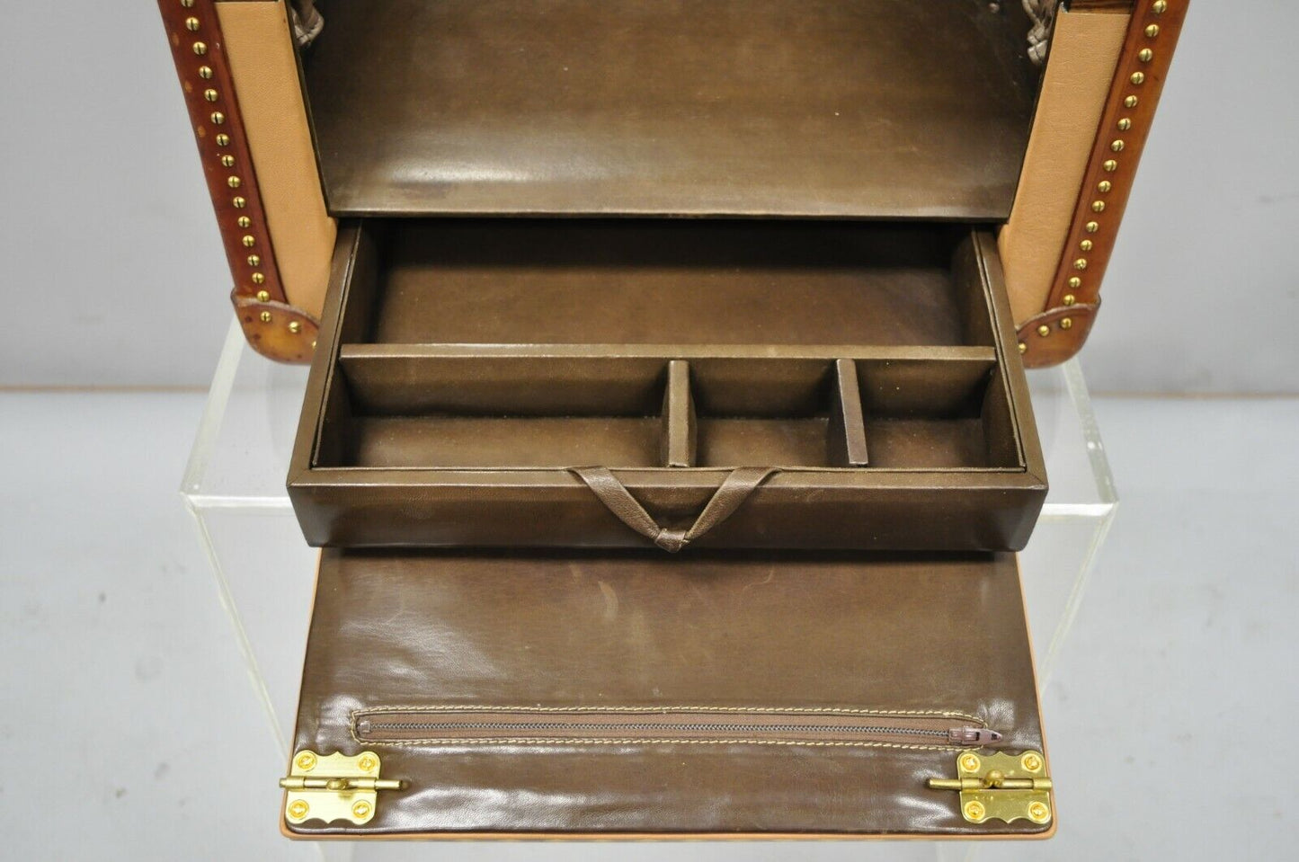 Custom Vintage Italian Leather Toiletry Box Case Travel Trunk Brass Nail Trim