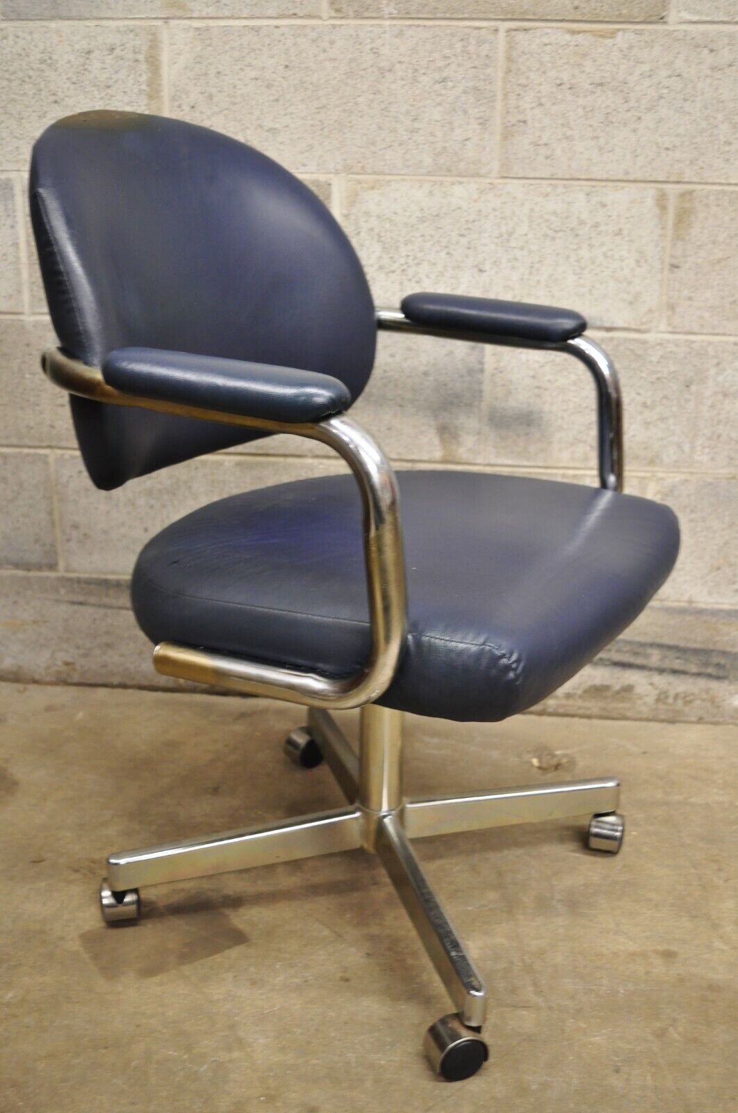 Vintage Chromcraft Mid Century Modern Blue Vinyl Rolling Office Desk Chair (B)