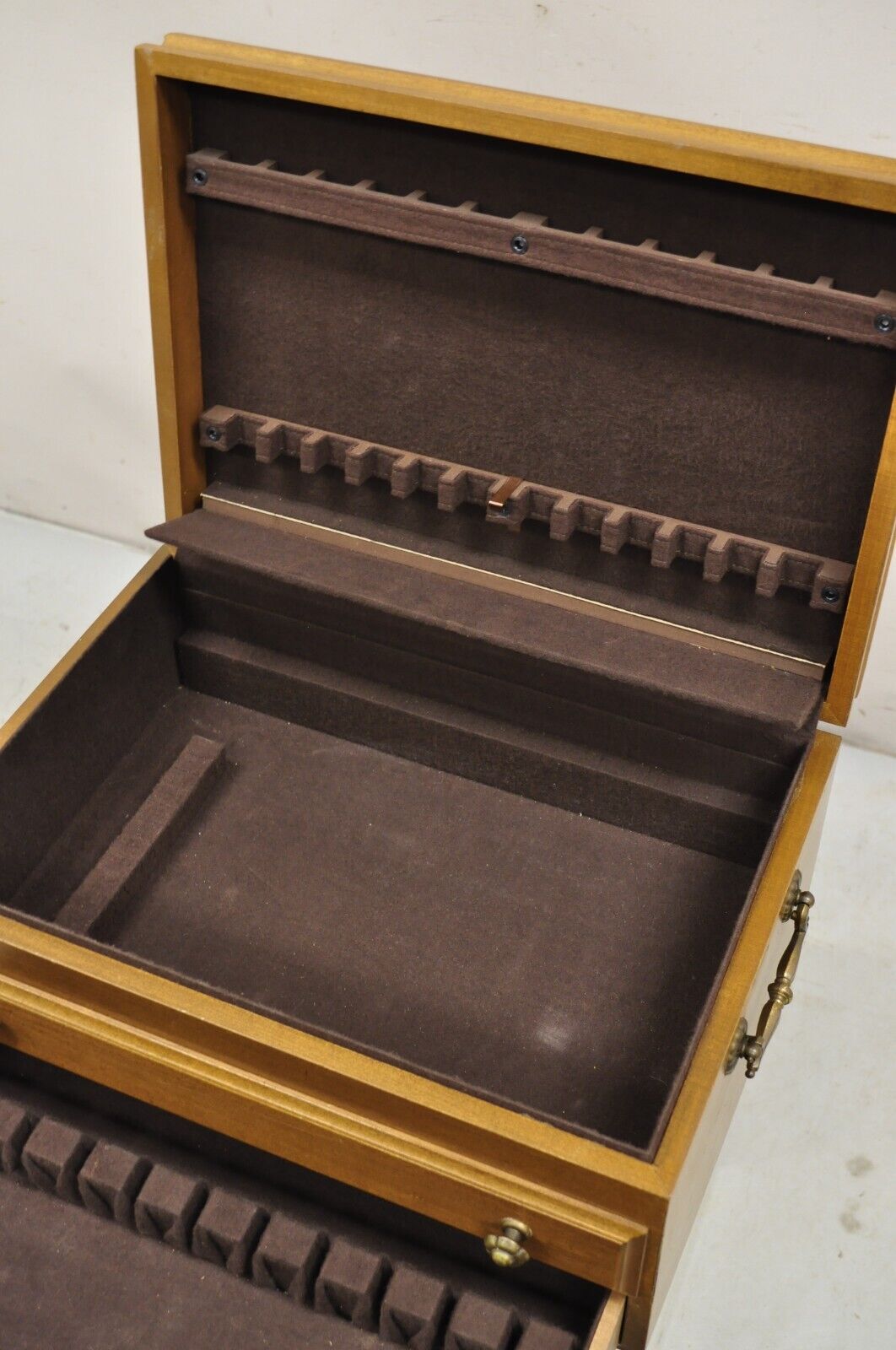 Vintage Federal Style Cherry Wood Silverware Box with Drawer Service for 12