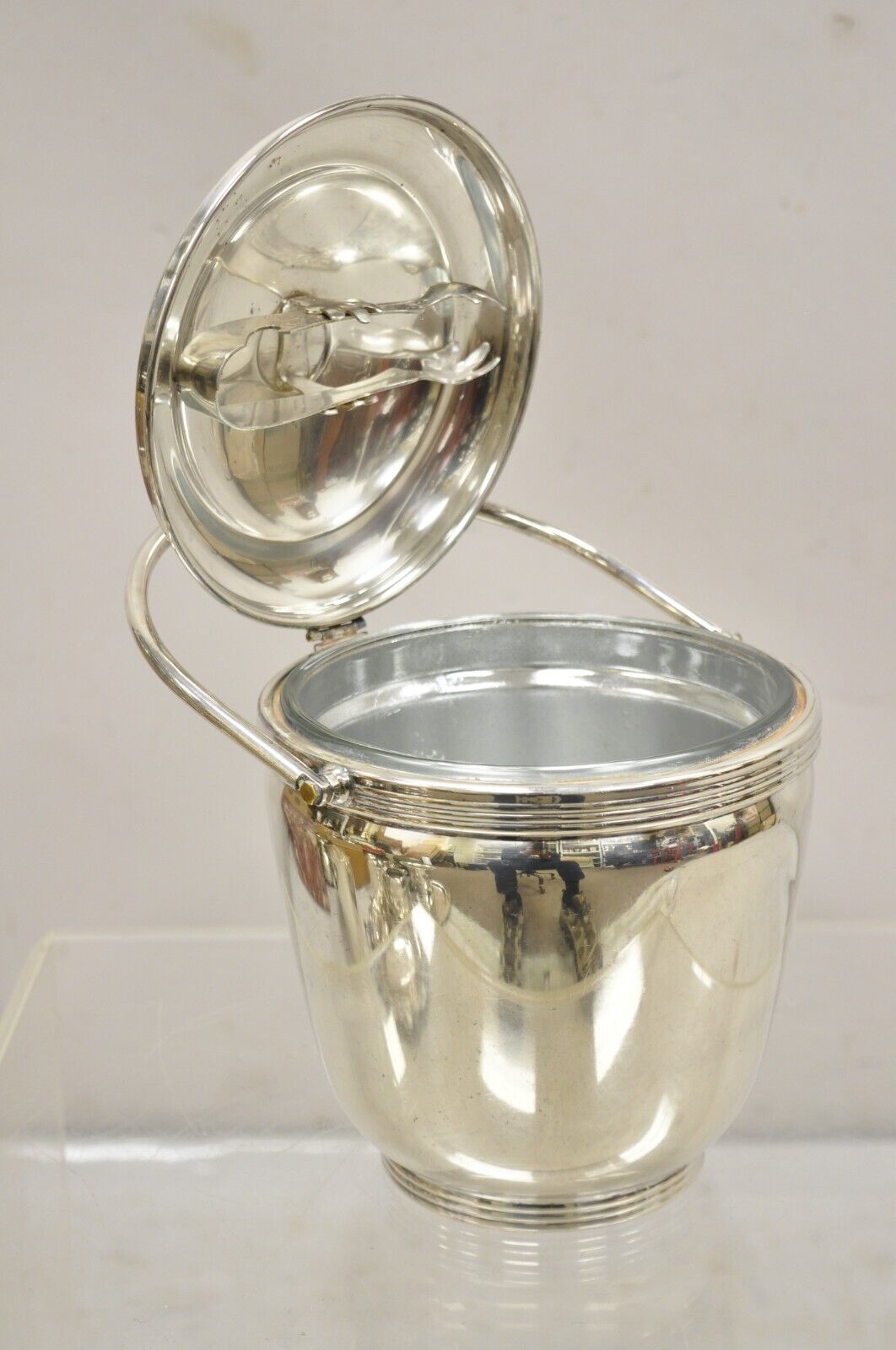 Vintage Sheffield Silver Co. Silver Plated Ice Bucket w/ Reticulated Hinge Lid