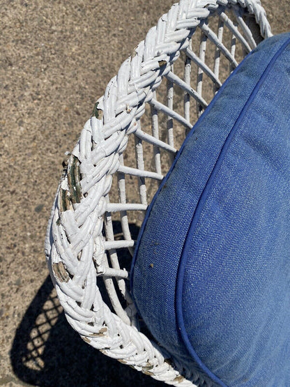 Antique American Victorian White Wicker Sunroom Chaise Lounge Arm Chair Sofa