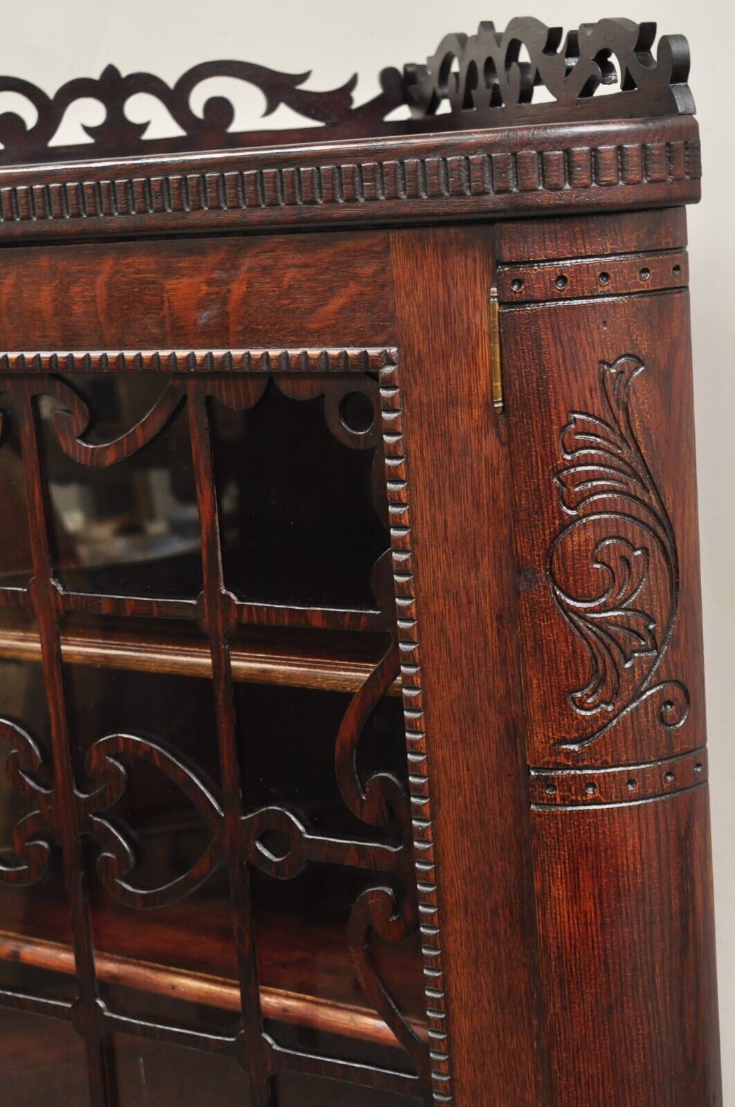 Antique Arts & Craft Oak Wood Glass One Door Fretwork Corner China Cabinet Curio