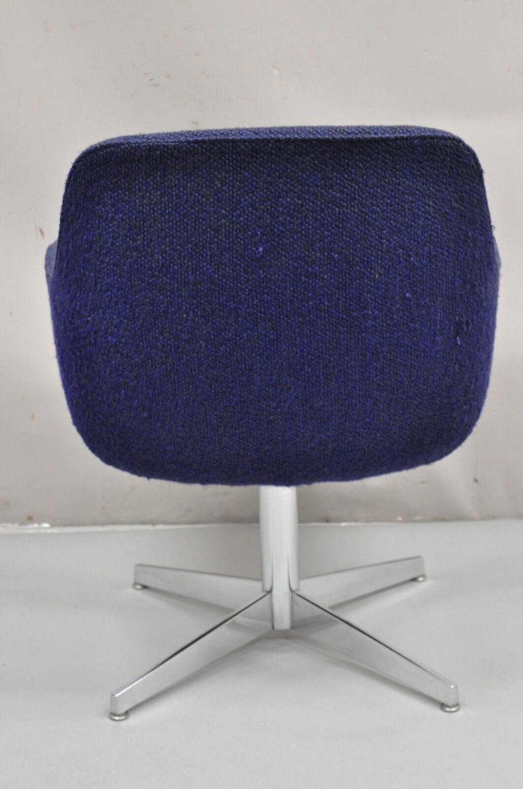 Vintage Mid Century Modern Blue Upholstered Chrome Swivel Base Club Arm Chair