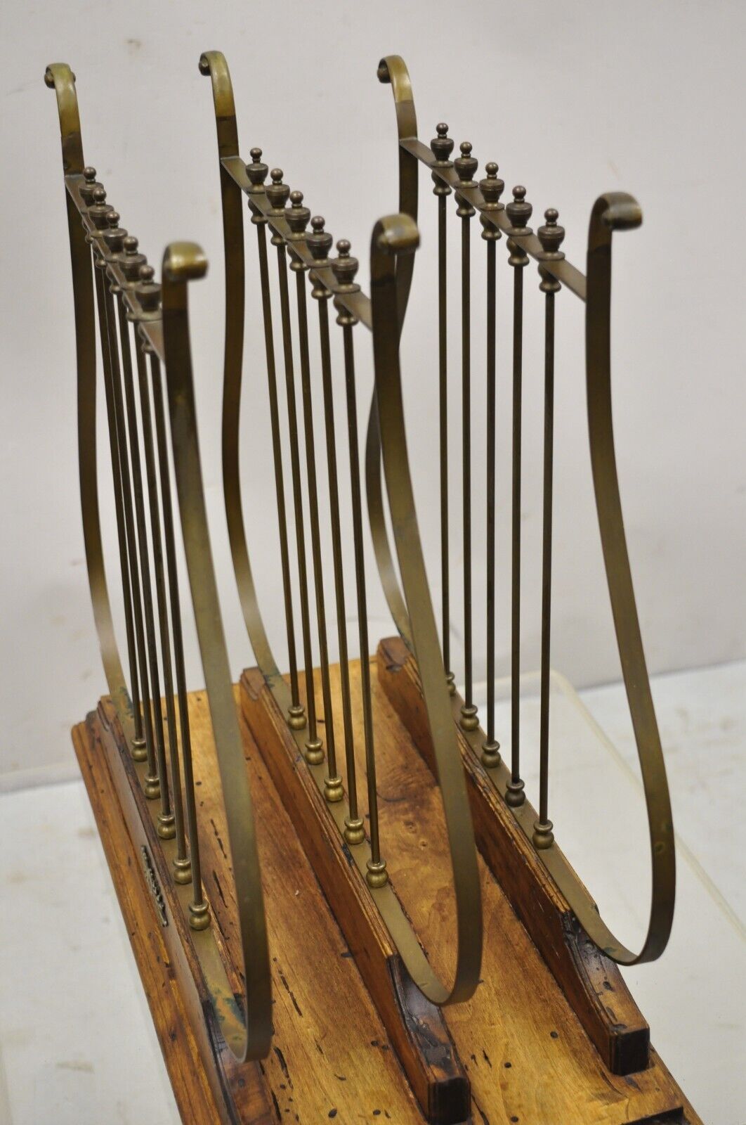 Vintage French Neoclassical Style Italian Brass Lyre Harp Magazine Rack