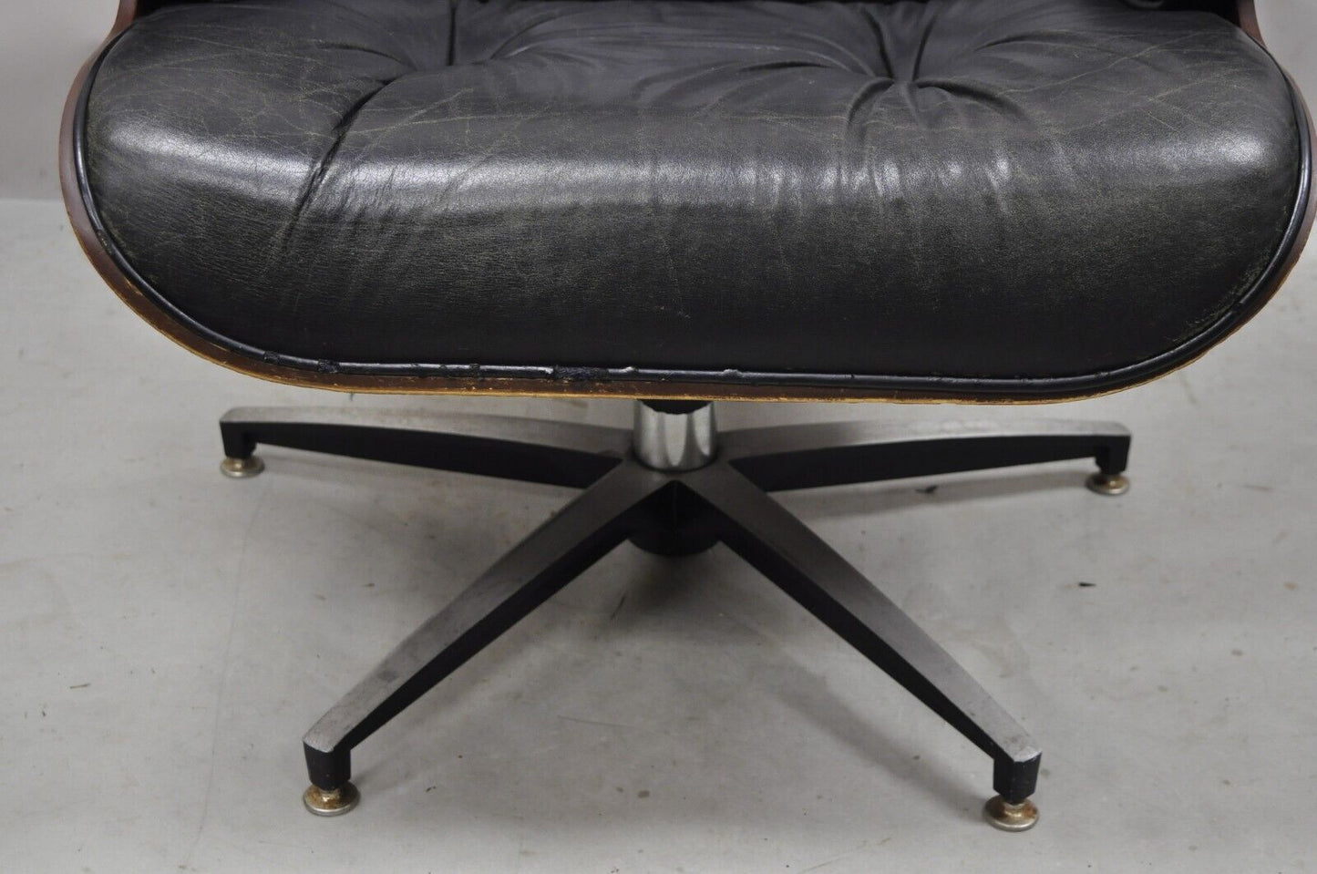 Vintage Selig Plycaft Black Leather Eames Style Walnut Swivel Tilt Lounge Chair