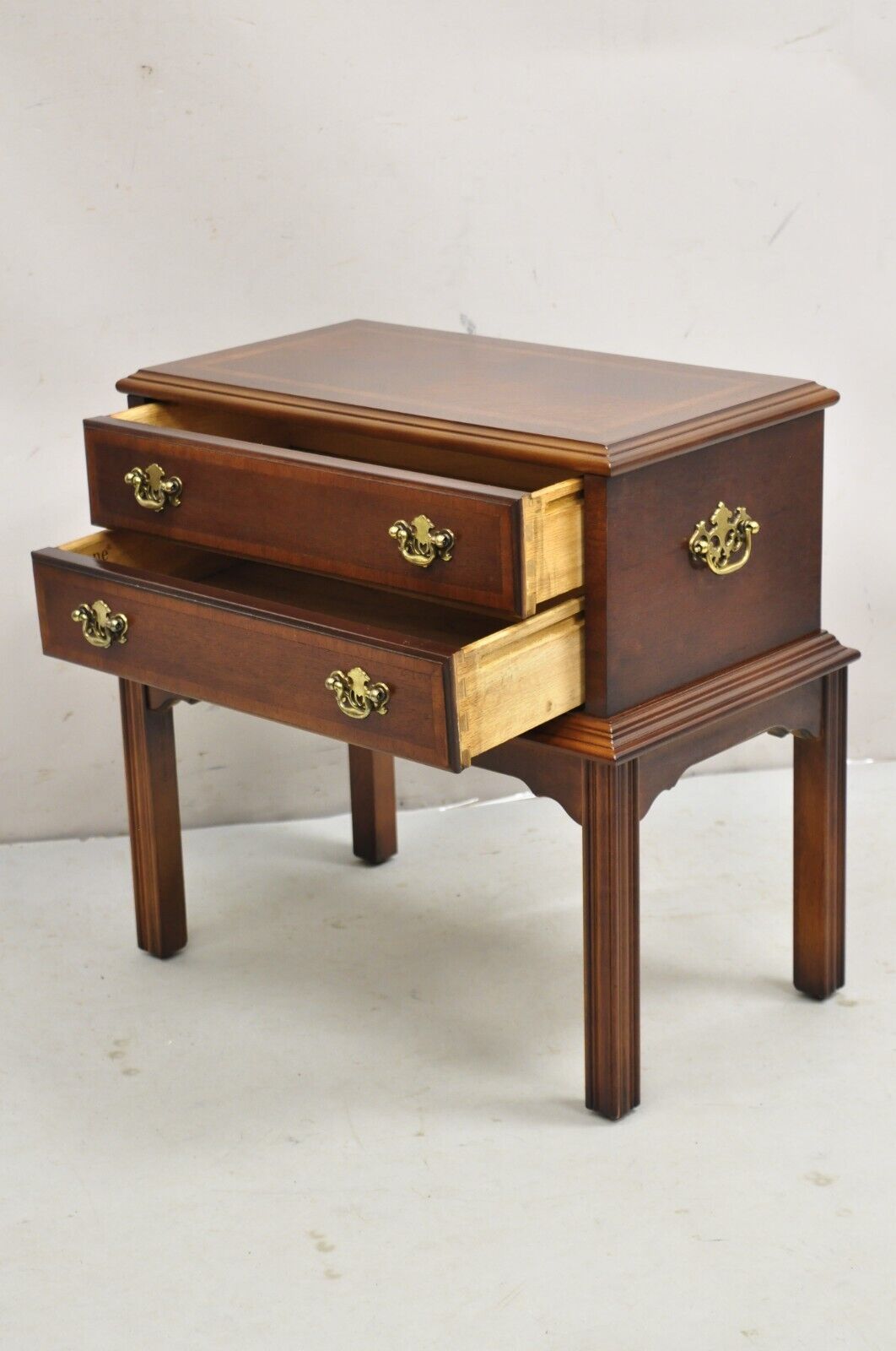 Lane Chippendale Style Banded Mahogany Wood 2 Drawer Small Side Table Chest