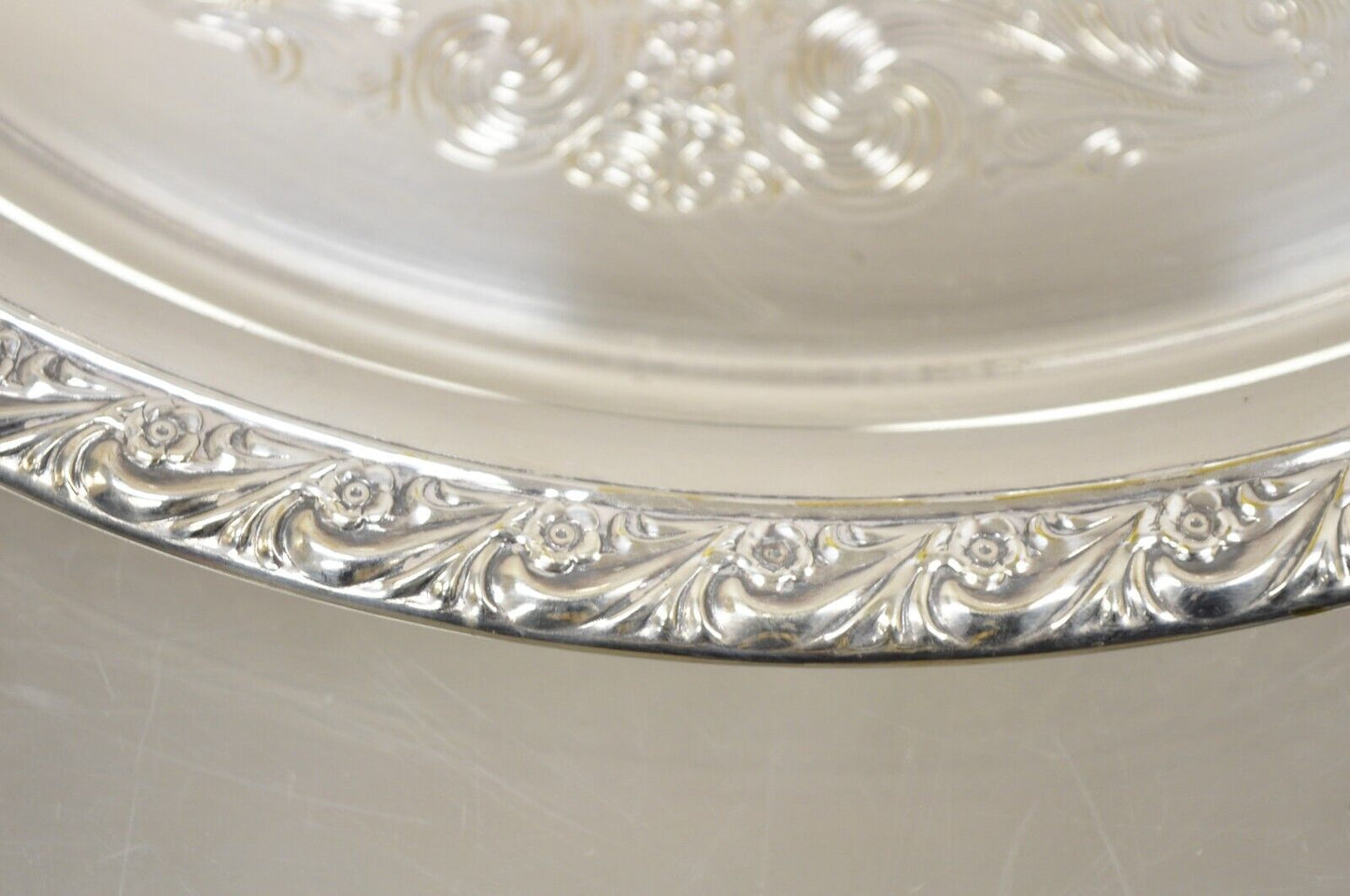 WM Rogers 771 Silver Plated Round Etched Serving Platter Tray