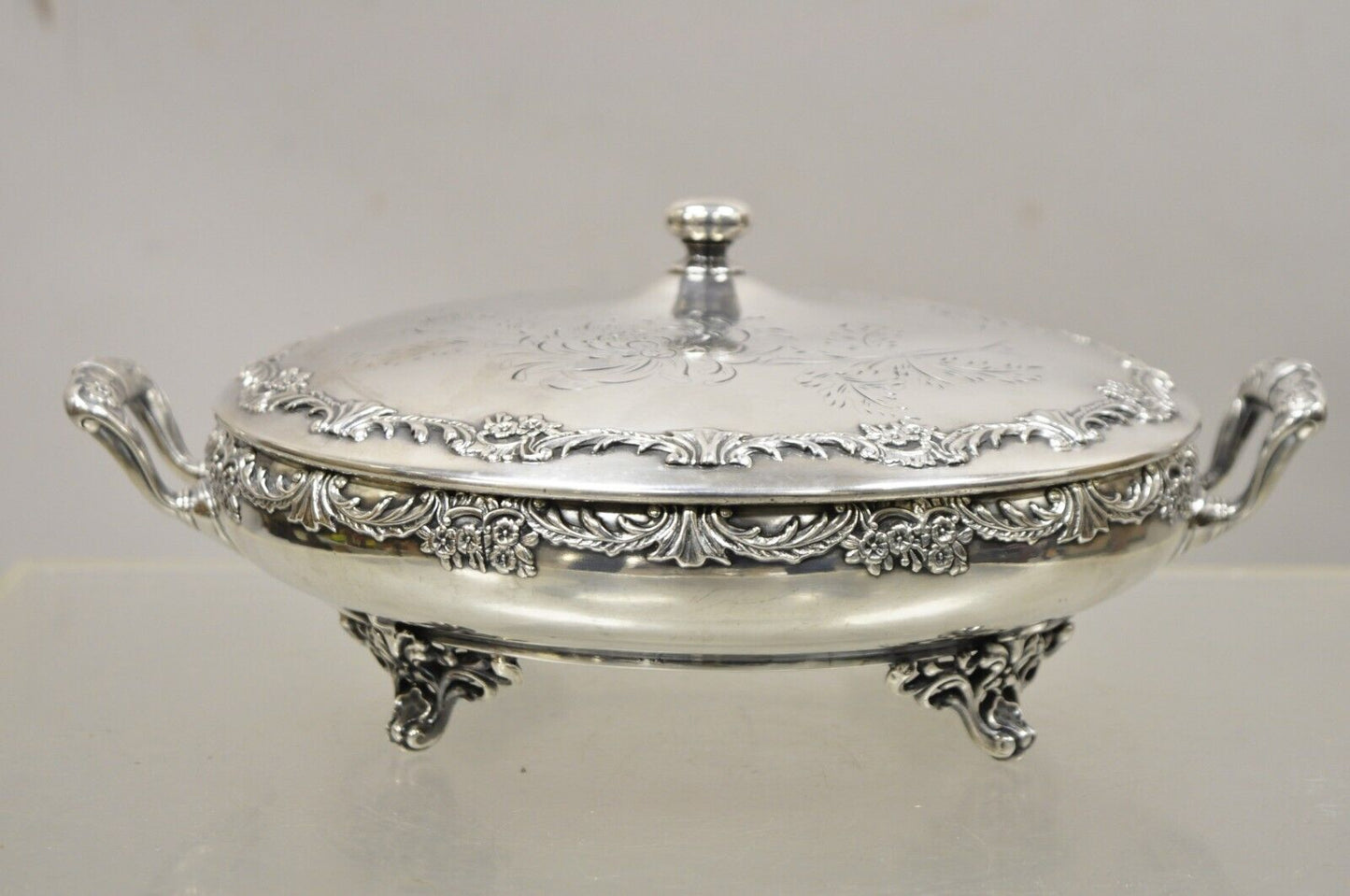 Reed & Barton Victorian Silver Plated Round Lidded Twin Handle Serving Dish