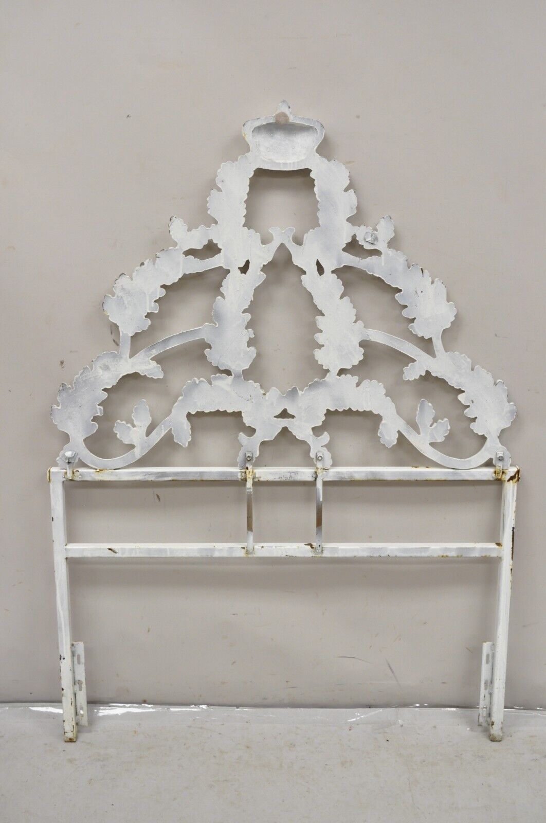 Vintage French Rococo Style Crown Branch & Leaf Twin Single Cast Iron Headboard