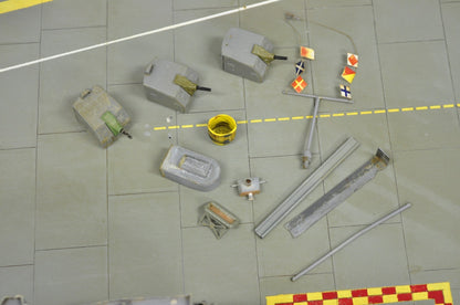 Vintage Large 84" USS Nimitz CVN-68 Aircraft Carrier Navy Military Model Ship 37