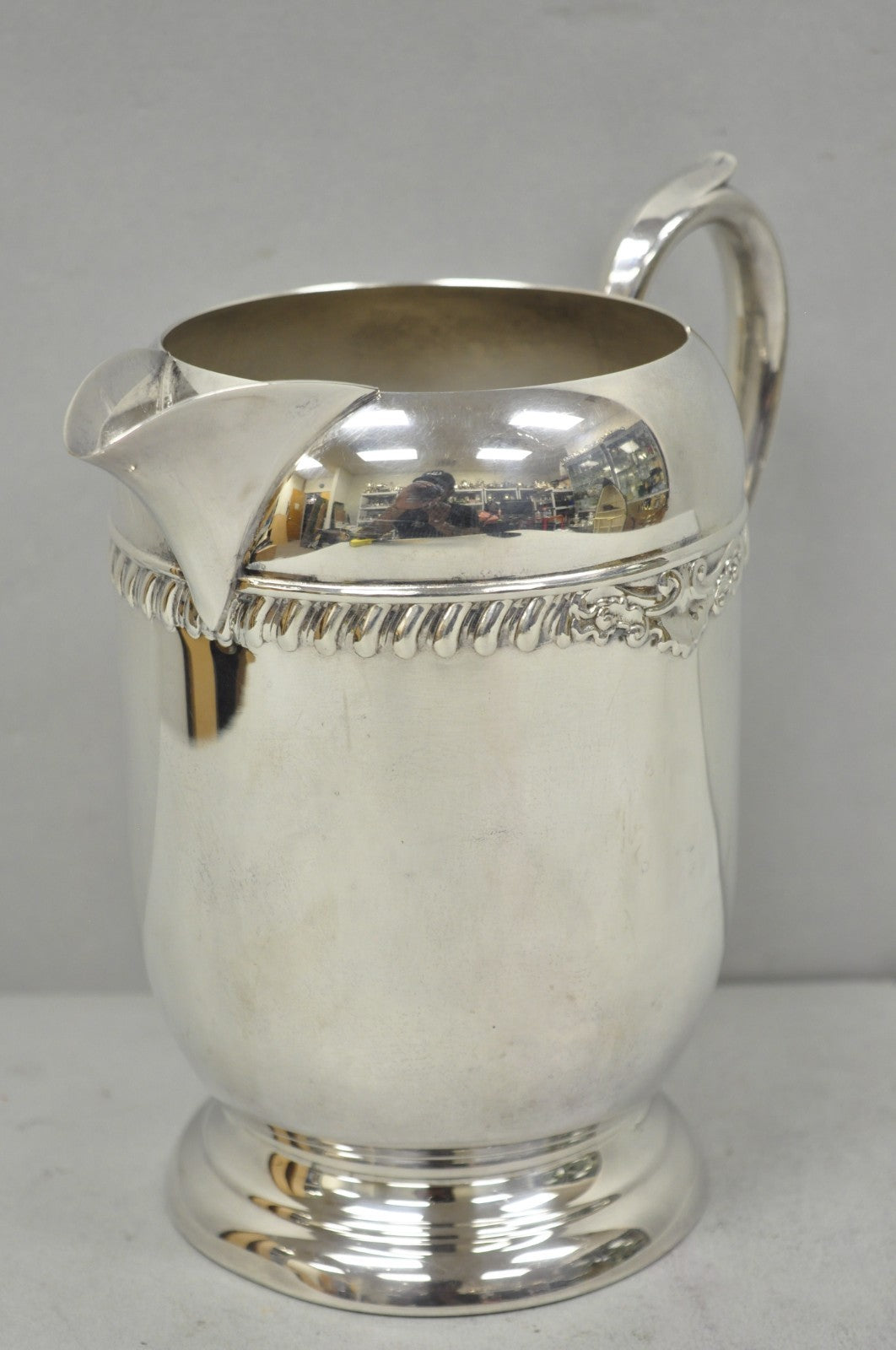 Vintage Sheridan Victorian Style Silver Plated Lemonade Beverage Water Pitcher