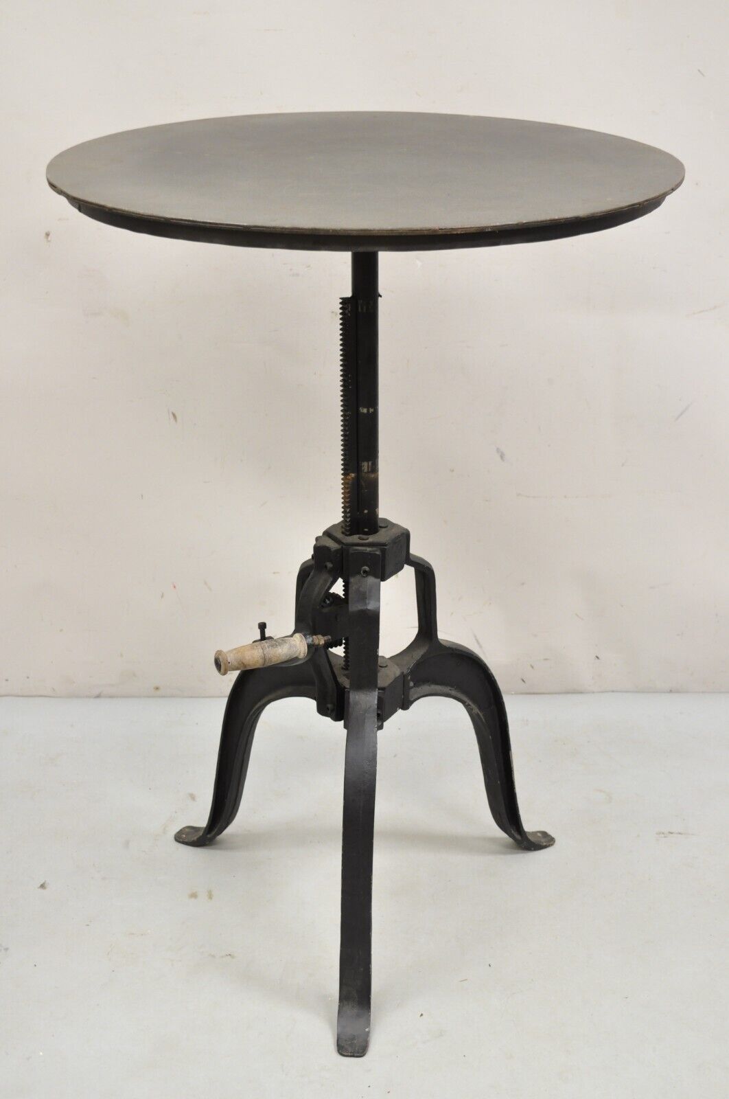 Industrial Style Steel Metal Adjustable Crank 30" Round Pub Side Table