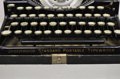 Vintage Underwood Universal Four Bank Portable Manual Typewriter w/ Original Box