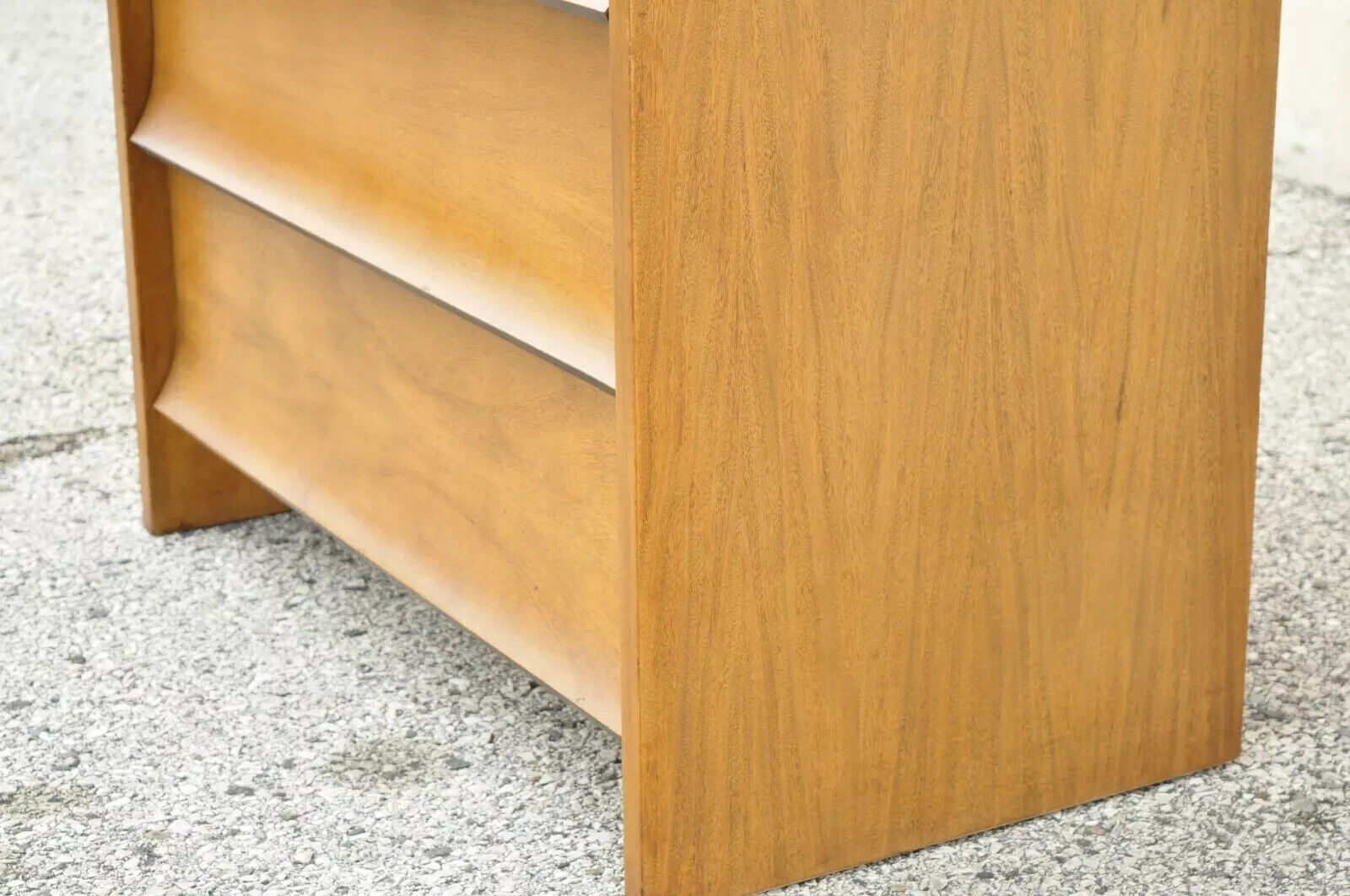 Johnson Carper Mid Century Modern Walnut Formica Top 4 Drawer Chest Dresser