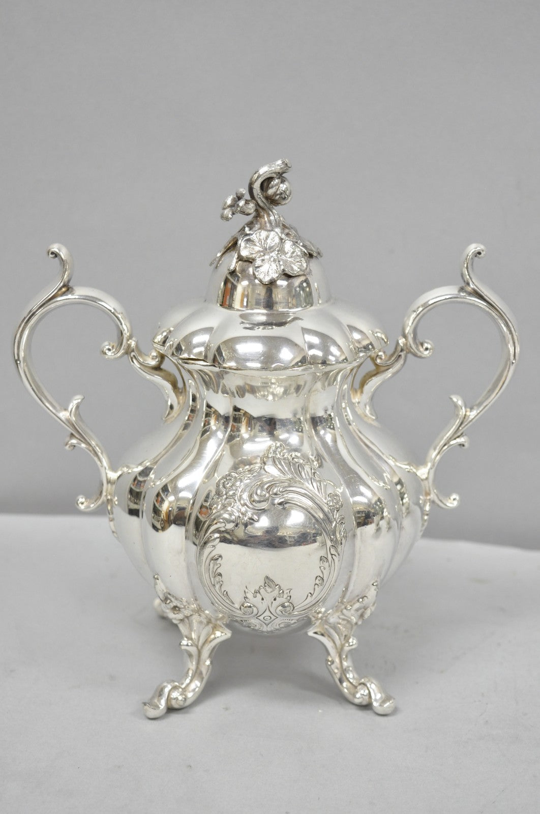 Vintage Reed & Barton Winthrop Shield 1795 E Silver Plated Tea Set - 6 Pc Set