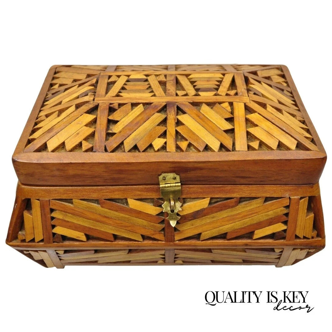 Vintage Arts & Crafts Tramp Art Folk Art Wood Inlay Jewelry Trinket Desk Box
