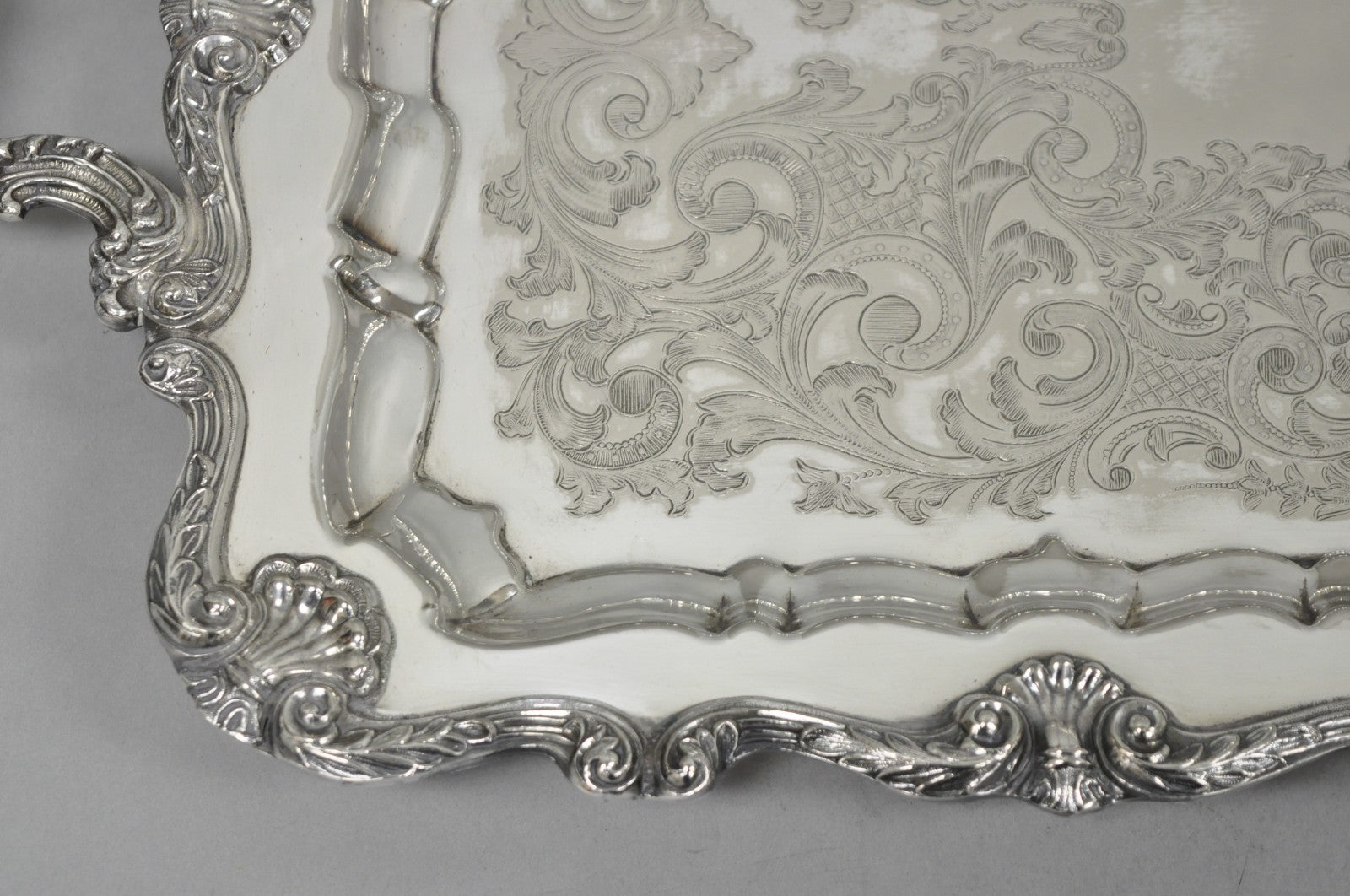 Vintage English Silver Mfg Co Silver Plated Footed Serving Platter Bar Tray