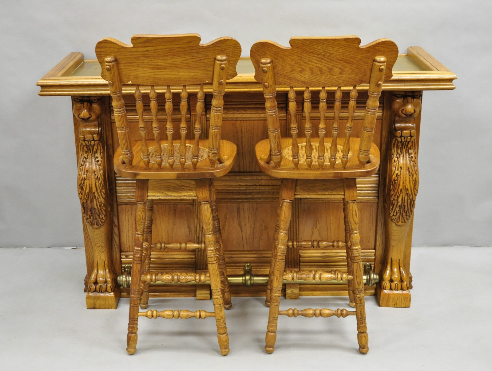 Pulaski Keepsake Collection Oak Wood Bar with Griffins and 2 Swivel Bar Stools