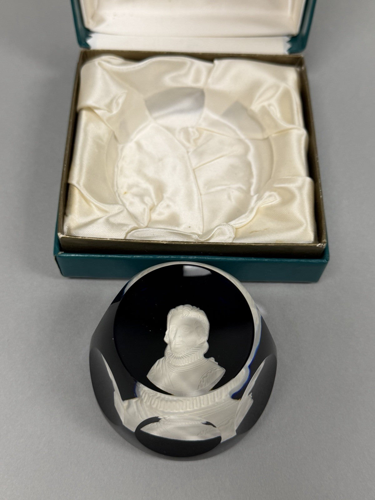 Cristal D'Albret France Christopher Columbus Sulphide Paperweight Faceted Blue