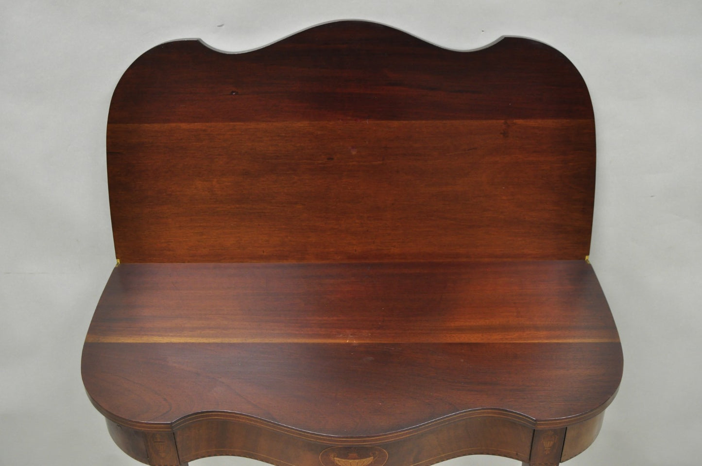 Antique Sheraton Federal Mahogany Urn Inlay Flip Serpentine Console Game Table