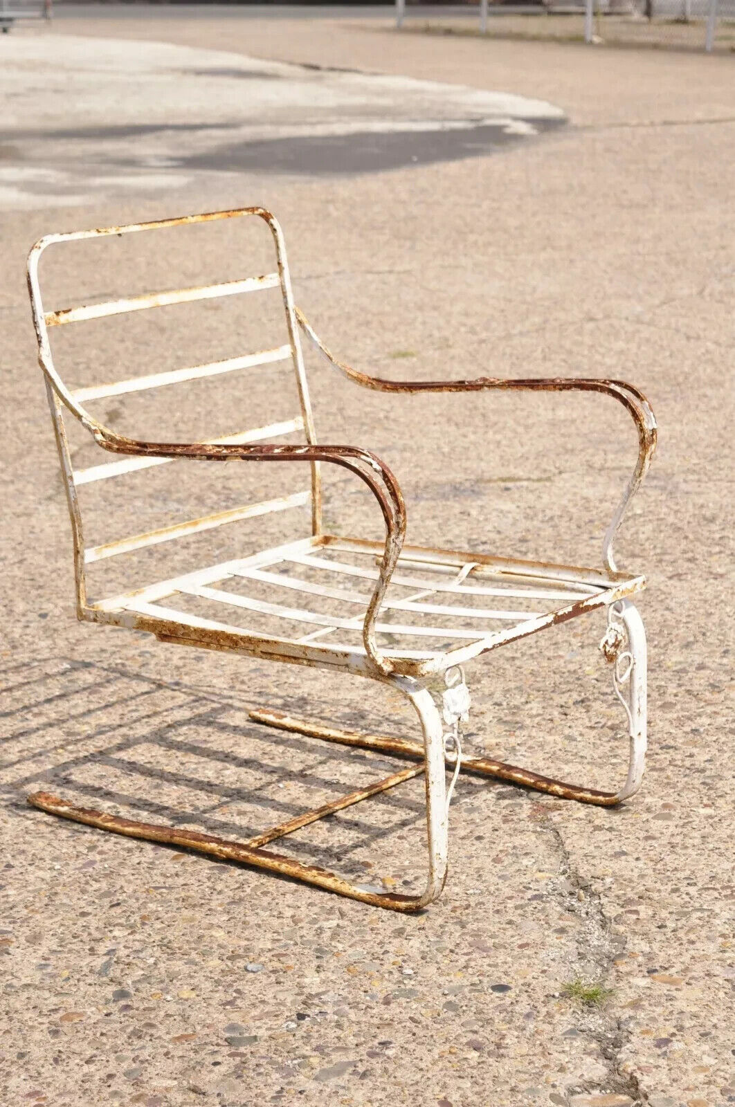 Vintage Woodard Chantilly Rose Wrought Iron Garden Patio Bouncer Lounge Chair