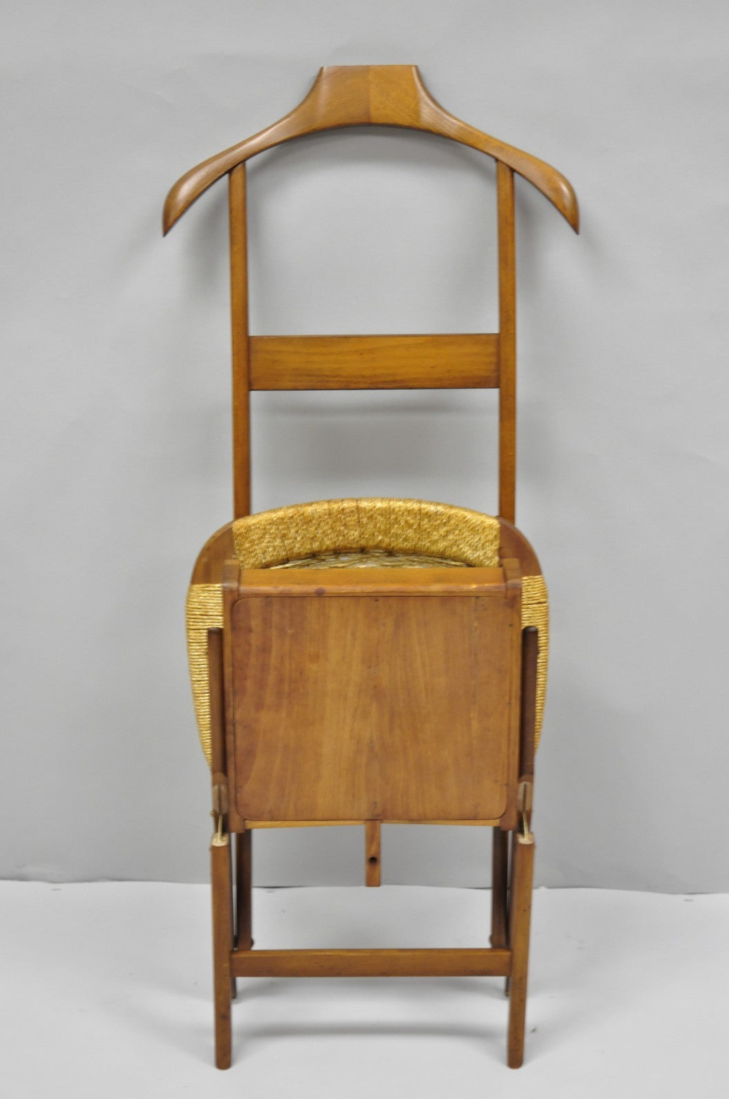 Vintage Mid Century Italian Modern Beech Wood Clothing Valet Chair Seat (A)