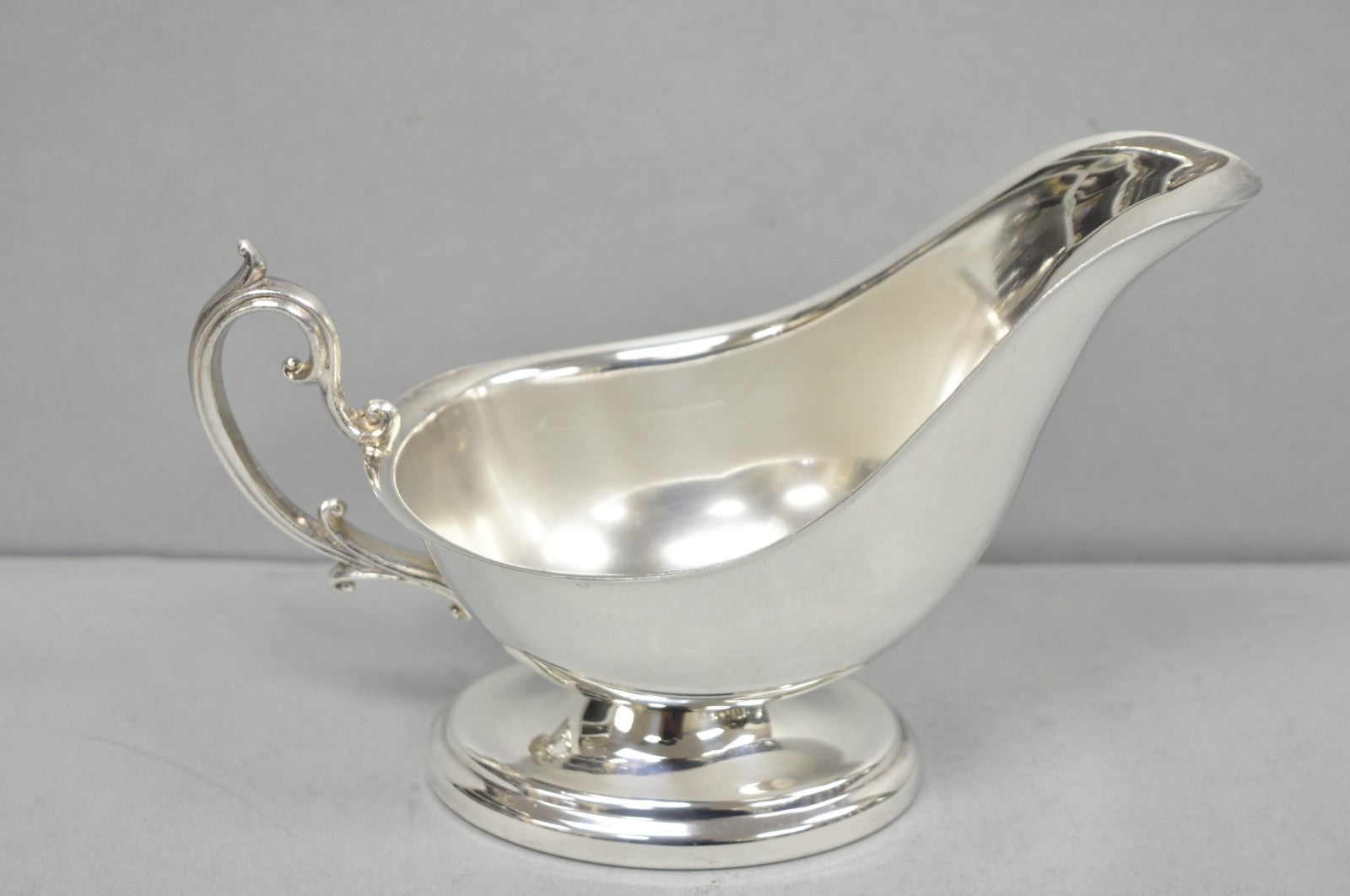 Vintage English Regency Style Silver Plated Gravy Sauce Boat with Handle